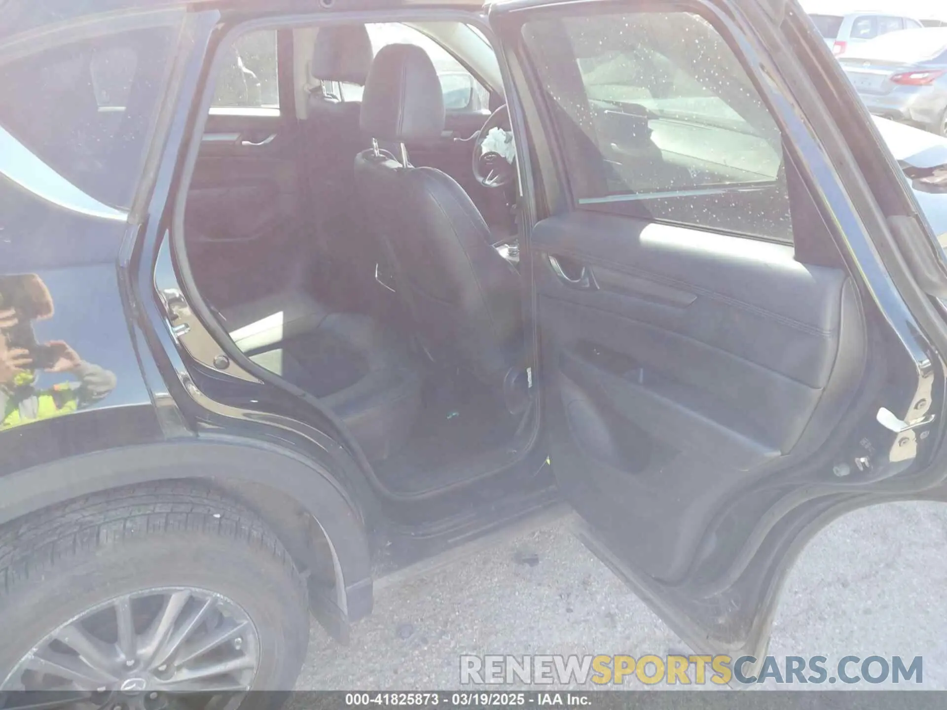 8 Photograph of a damaged car JM3KFACM0L0780265 MAZDA CX-5 2020