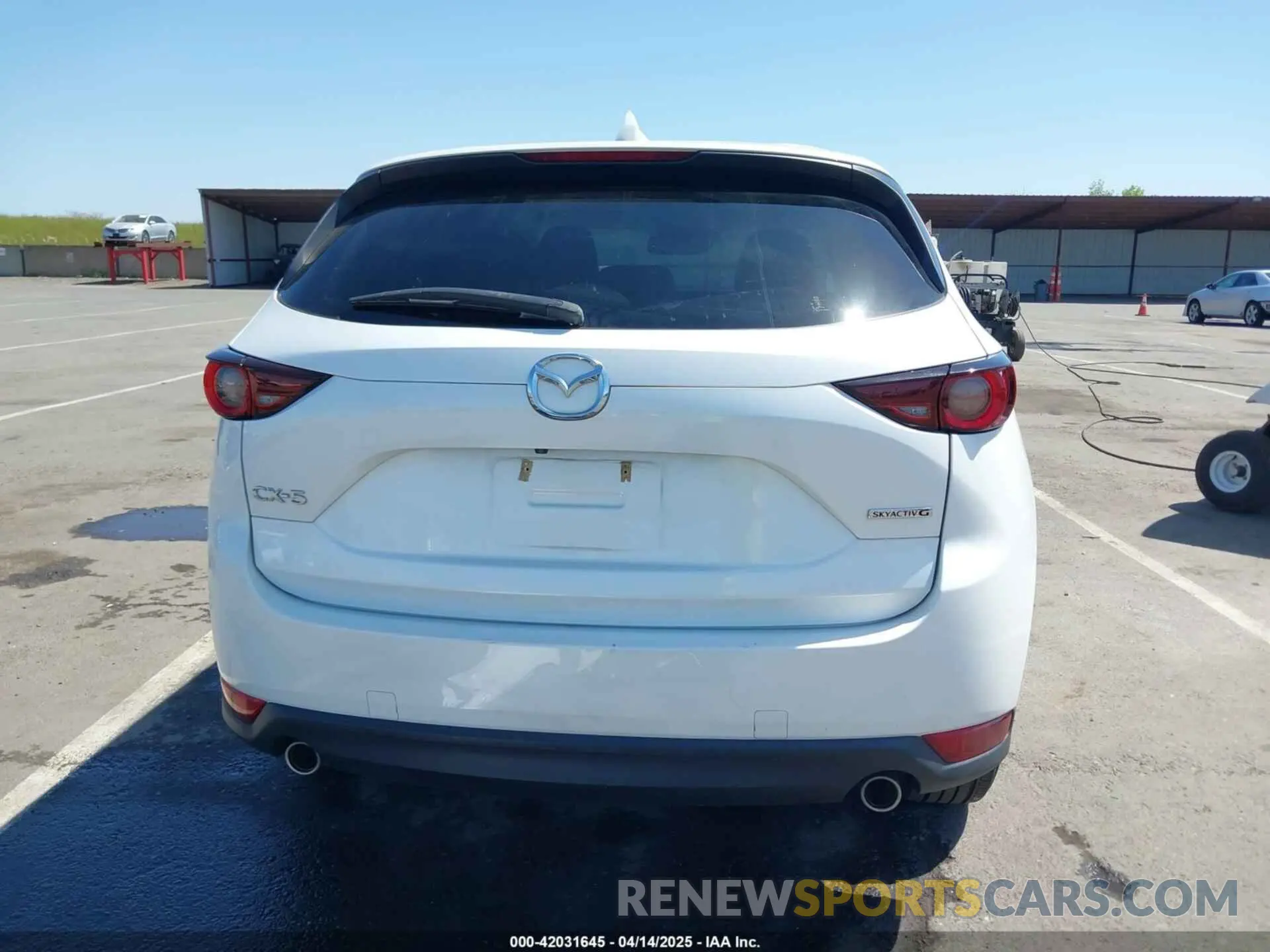 17 Фотография поврежденного автомобиля JM3KFACM0L0807822 MAZDA CX-5 2020
