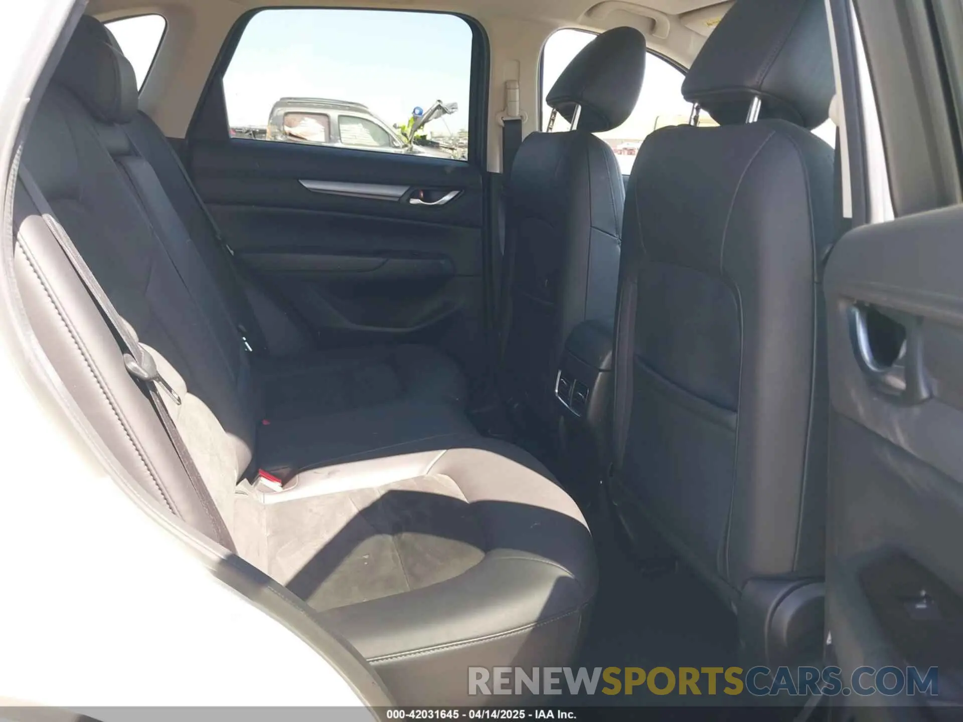 8 Фотография поврежденного автомобиля JM3KFACM0L0807822 MAZDA CX-5 2020