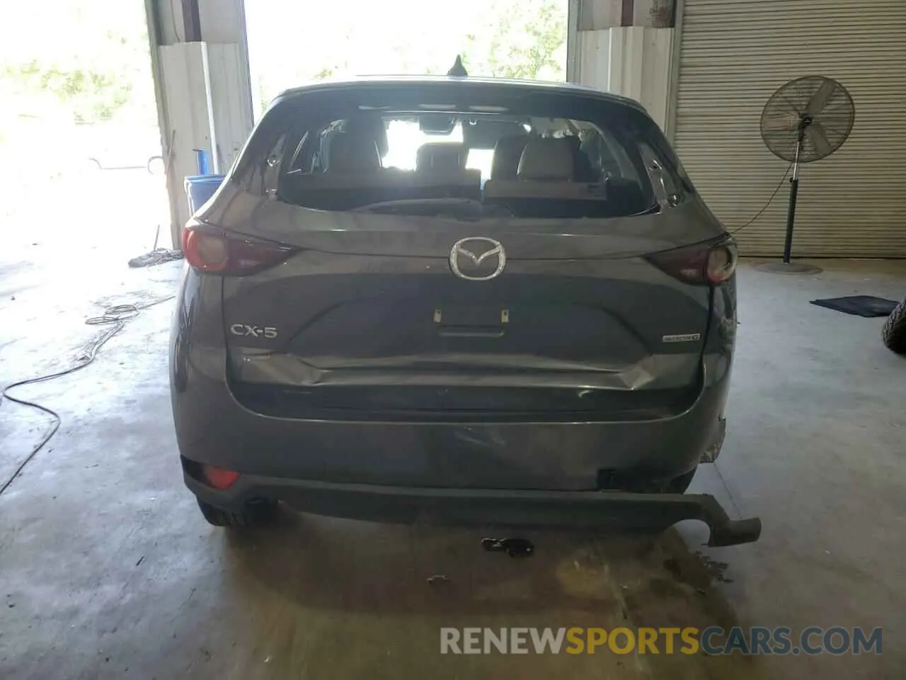 6 Photograph of a damaged car JM3KFACM0L0837340 MAZDA CX-5 2020