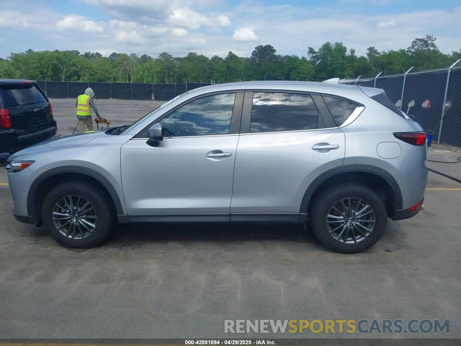 14 Фотография поврежденного автомобиля JM3KFACM2L1782061 MAZDA CX-5 2020