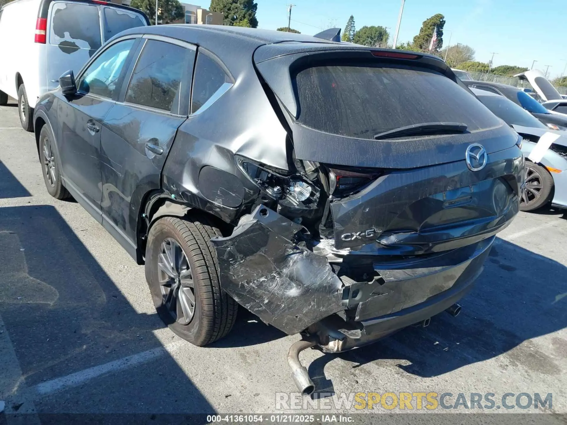 3 Фотография поврежденного автомобиля JM3KFACM4L0743820 MAZDA CX-5 2020