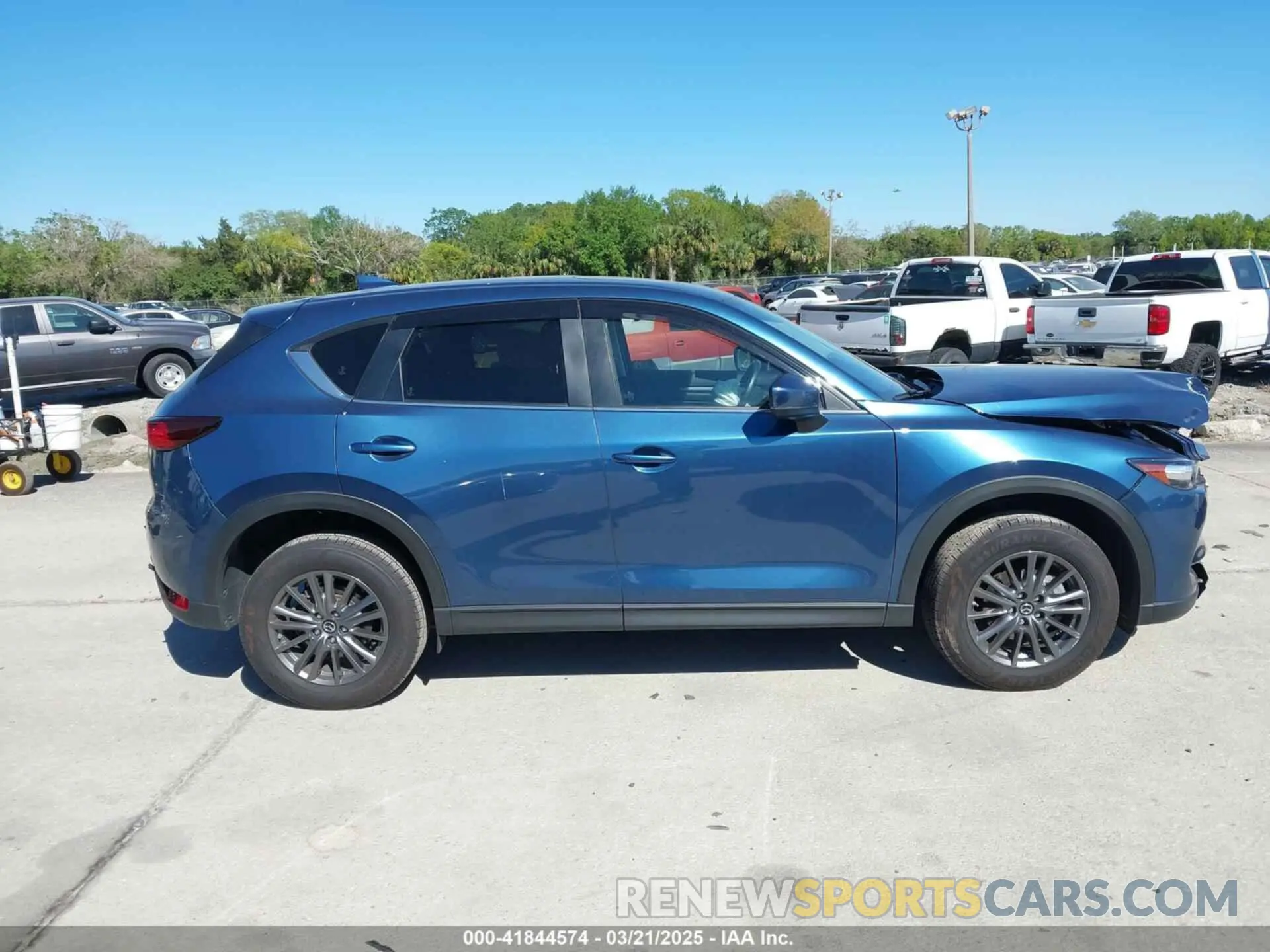 13 Photograph of a damaged car JM3KFACM4L1800303 MAZDA CX-5 2020