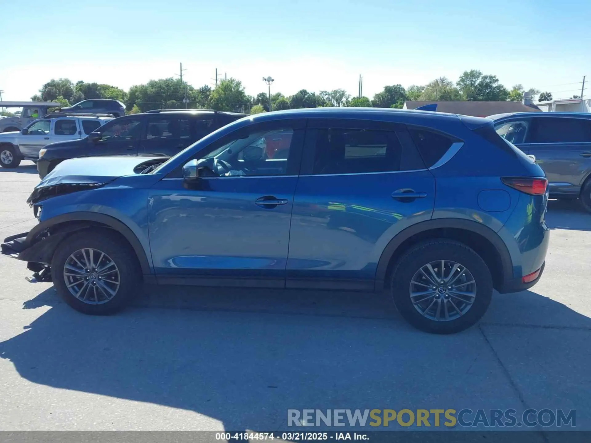 14 Photograph of a damaged car JM3KFACM4L1800303 MAZDA CX-5 2020