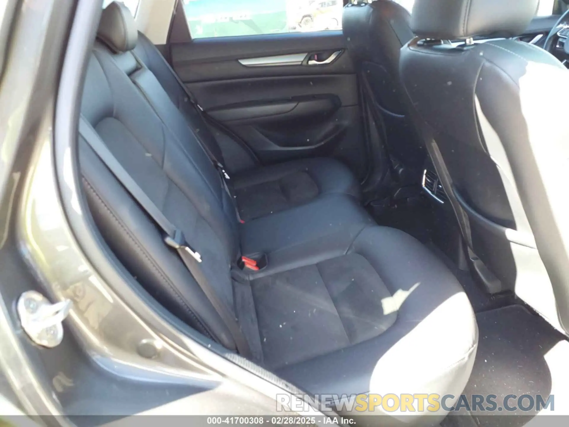 8 Фотография поврежденного автомобиля JM3KFACM6L1805549 MAZDA CX-5 2020