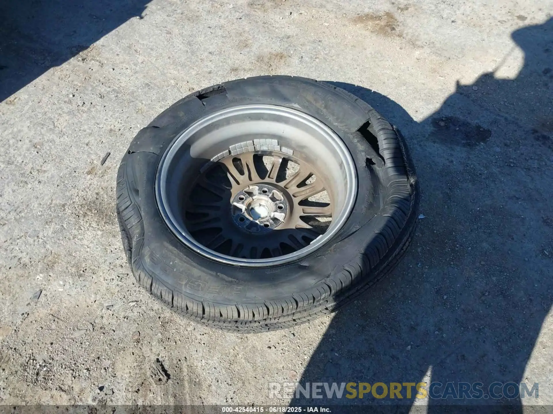12 Фотография поврежденного автомобиля JM3KFACM6L1832721 MAZDA CX-5 2020