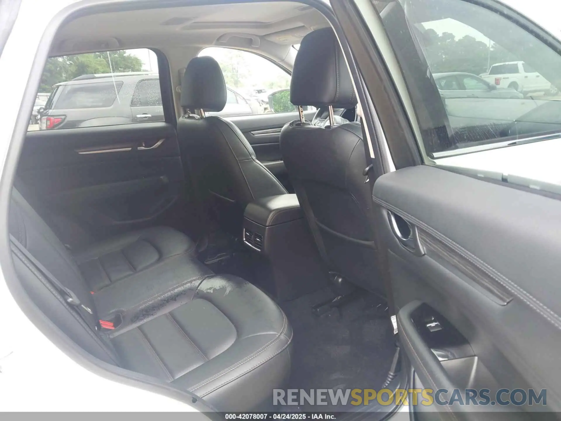 8 Фотография поврежденного автомобиля JM3KFADM0L0805048 MAZDA CX-5 2020