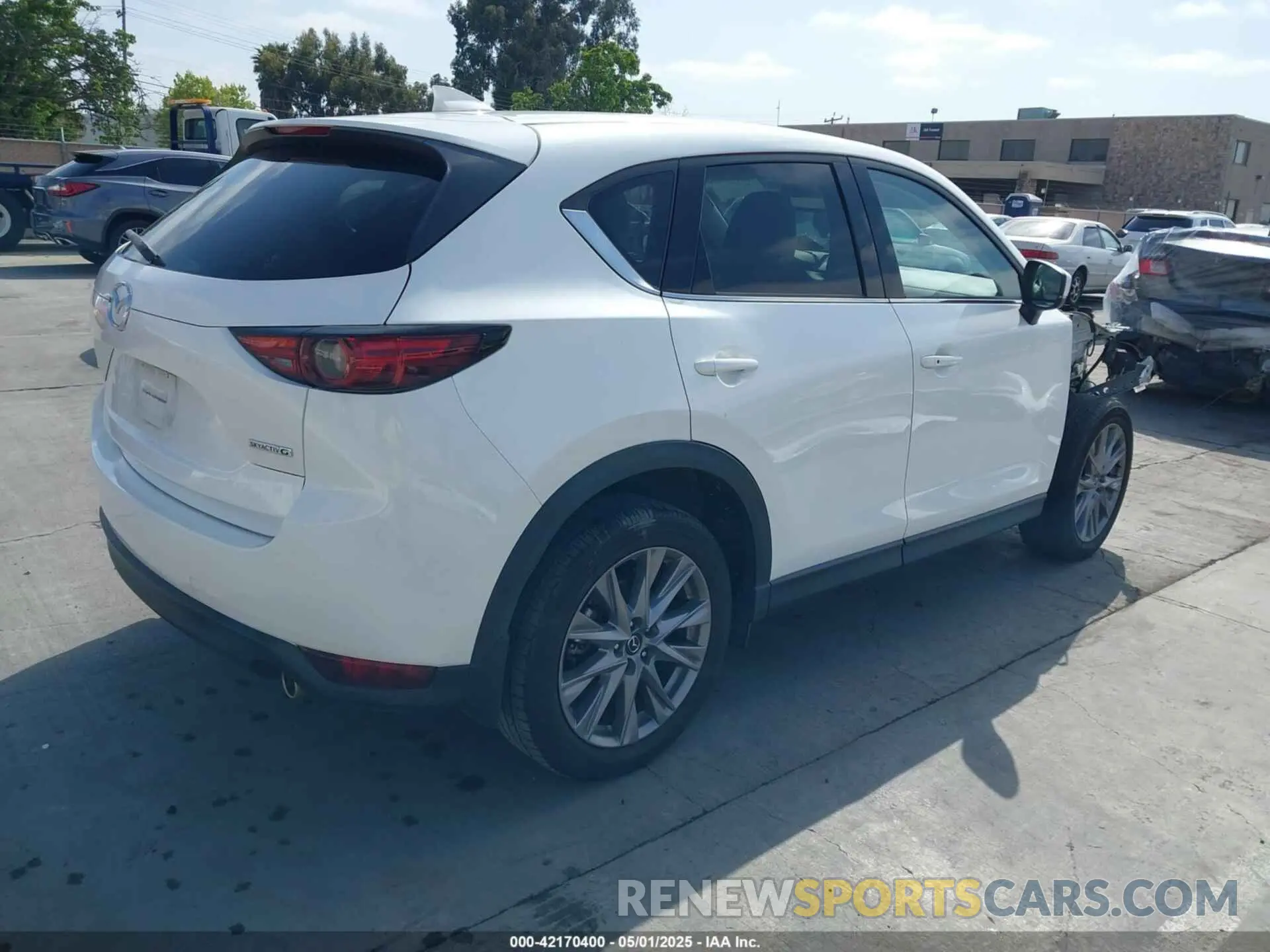 4 Фотография поврежденного автомобиля JM3KFADM0L0859059 MAZDA CX-5 2020