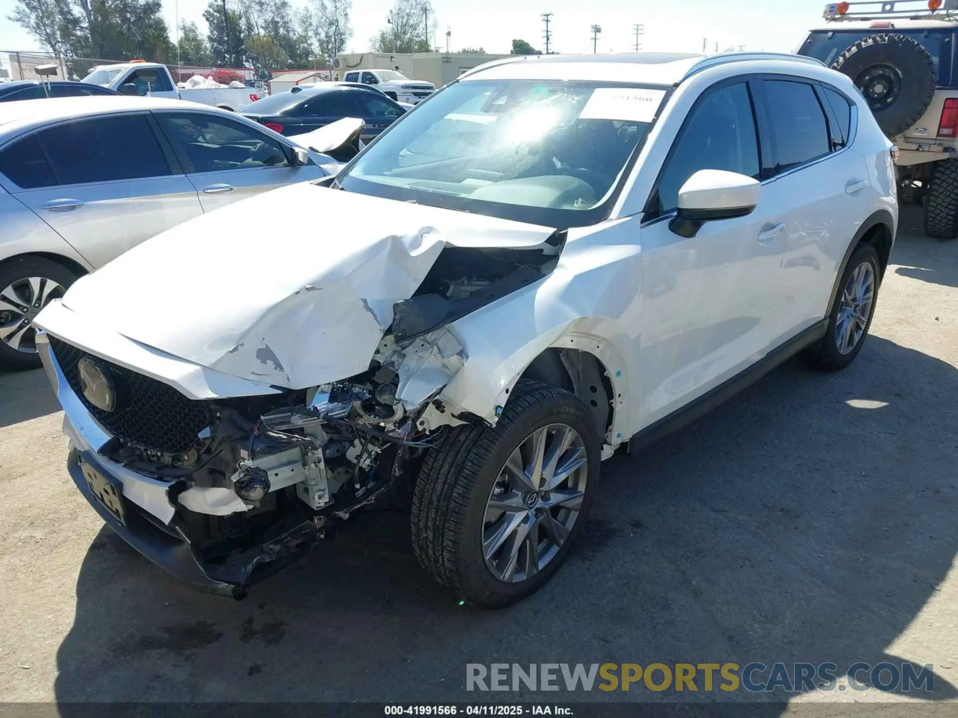 2 Фотография поврежденного автомобиля JM3KFADM0L1838495 MAZDA CX-5 2020