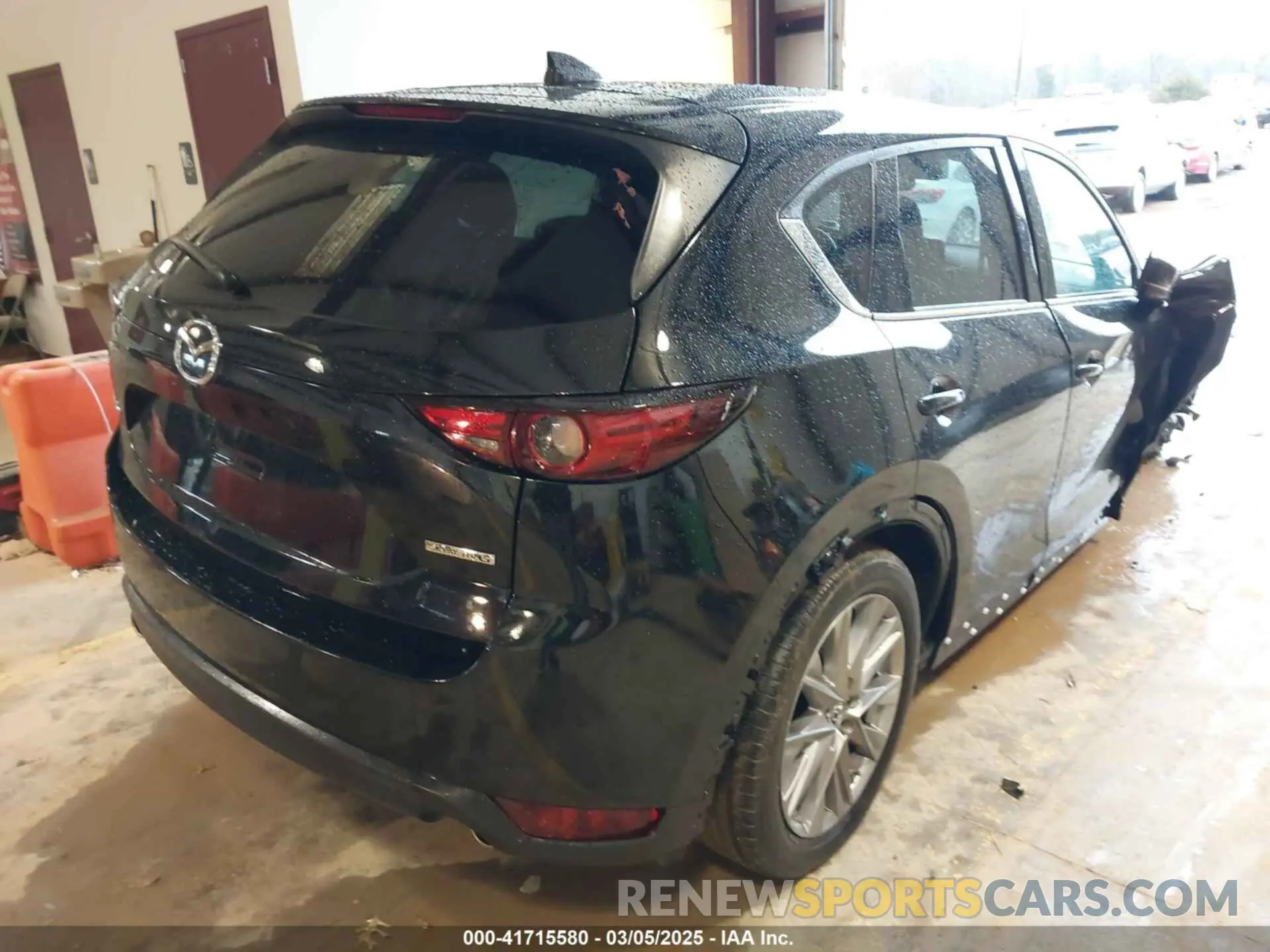 4 Photograph of a damaged car JM3KFADM3L0742625 MAZDA CX-5 2020