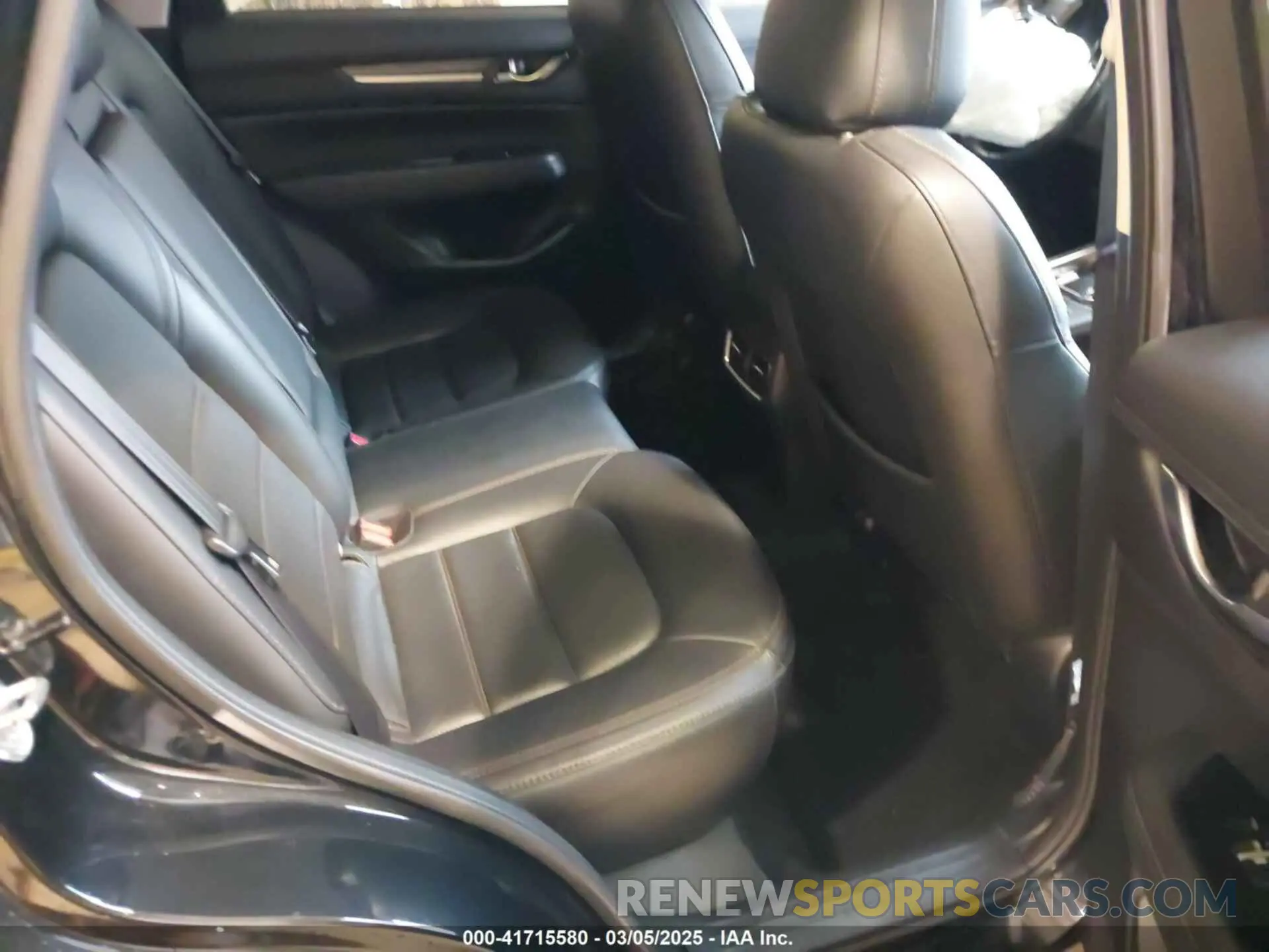 8 Photograph of a damaged car JM3KFADM3L0742625 MAZDA CX-5 2020