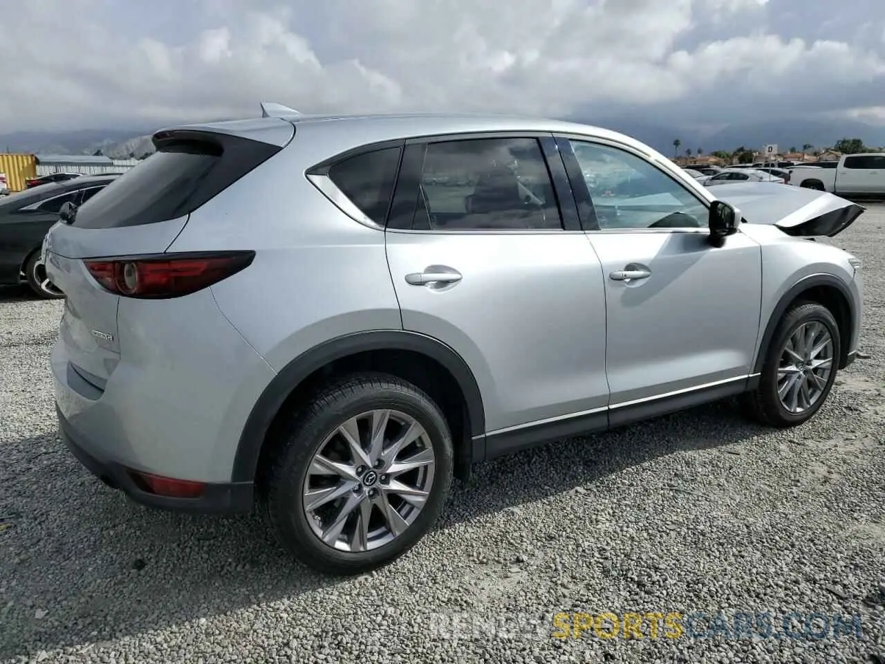 3 Photograph of a damaged car JM3KFADM5L0732193 MAZDA CX-5 2020