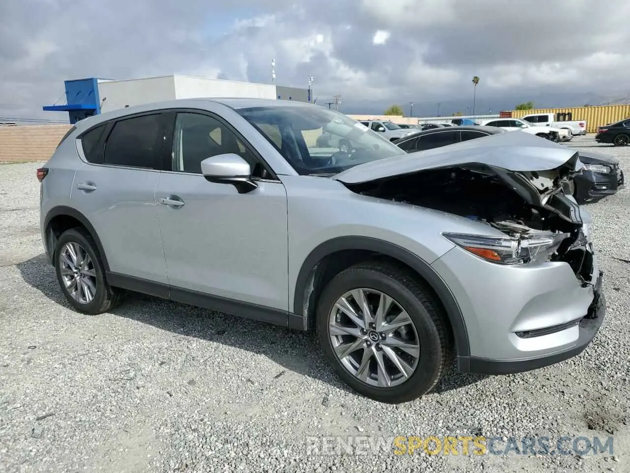 4 Photograph of a damaged car JM3KFADM5L0732193 MAZDA CX-5 2020