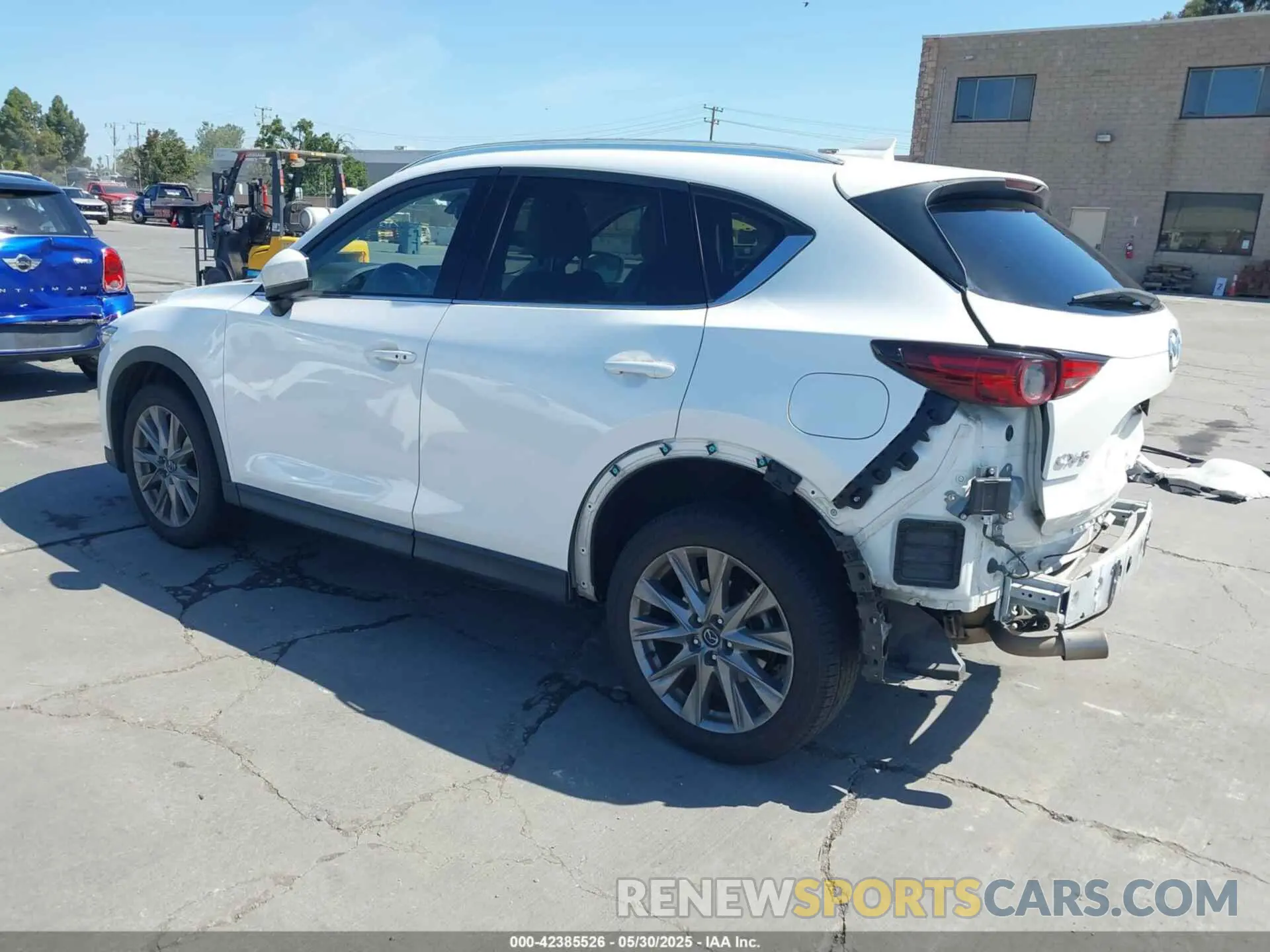 3 Photograph of a damaged car JM3KFADM8L0858368 MAZDA CX-5 2020