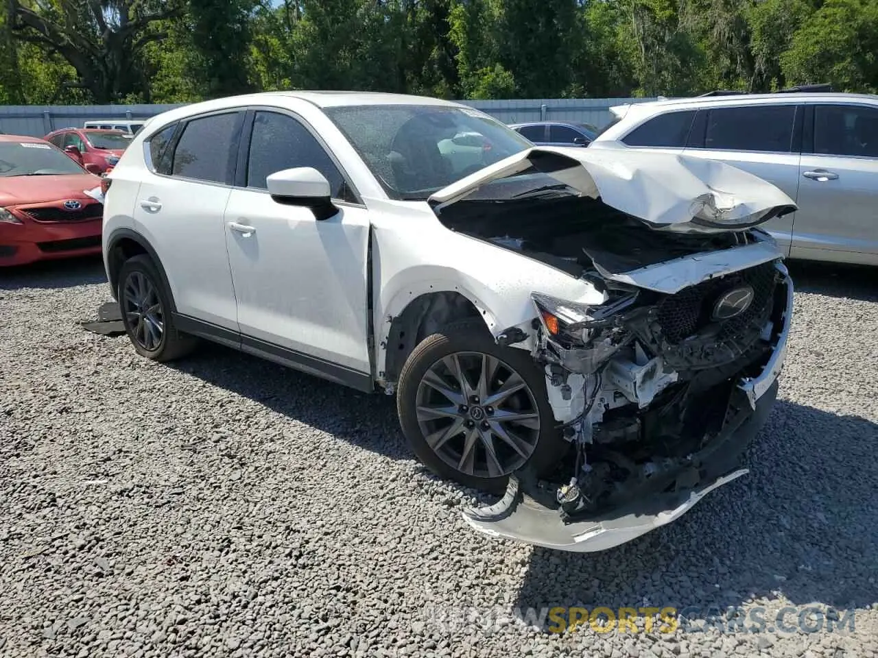 4 Photograph of a damaged car JM3KFADM9L1775476 MAZDA CX-5 2020
