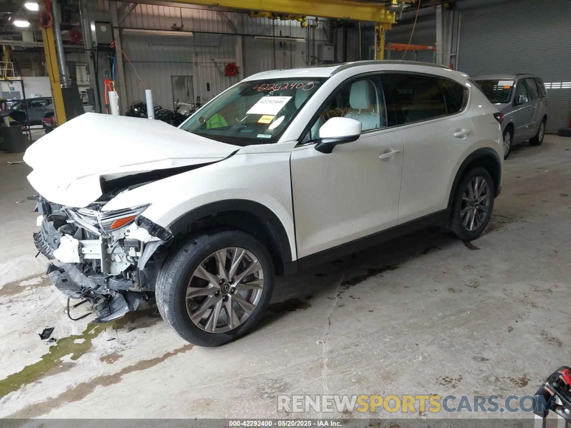 2 Фотография поврежденного автомобиля JM3KFADMXL0742038 MAZDA CX-5 2020