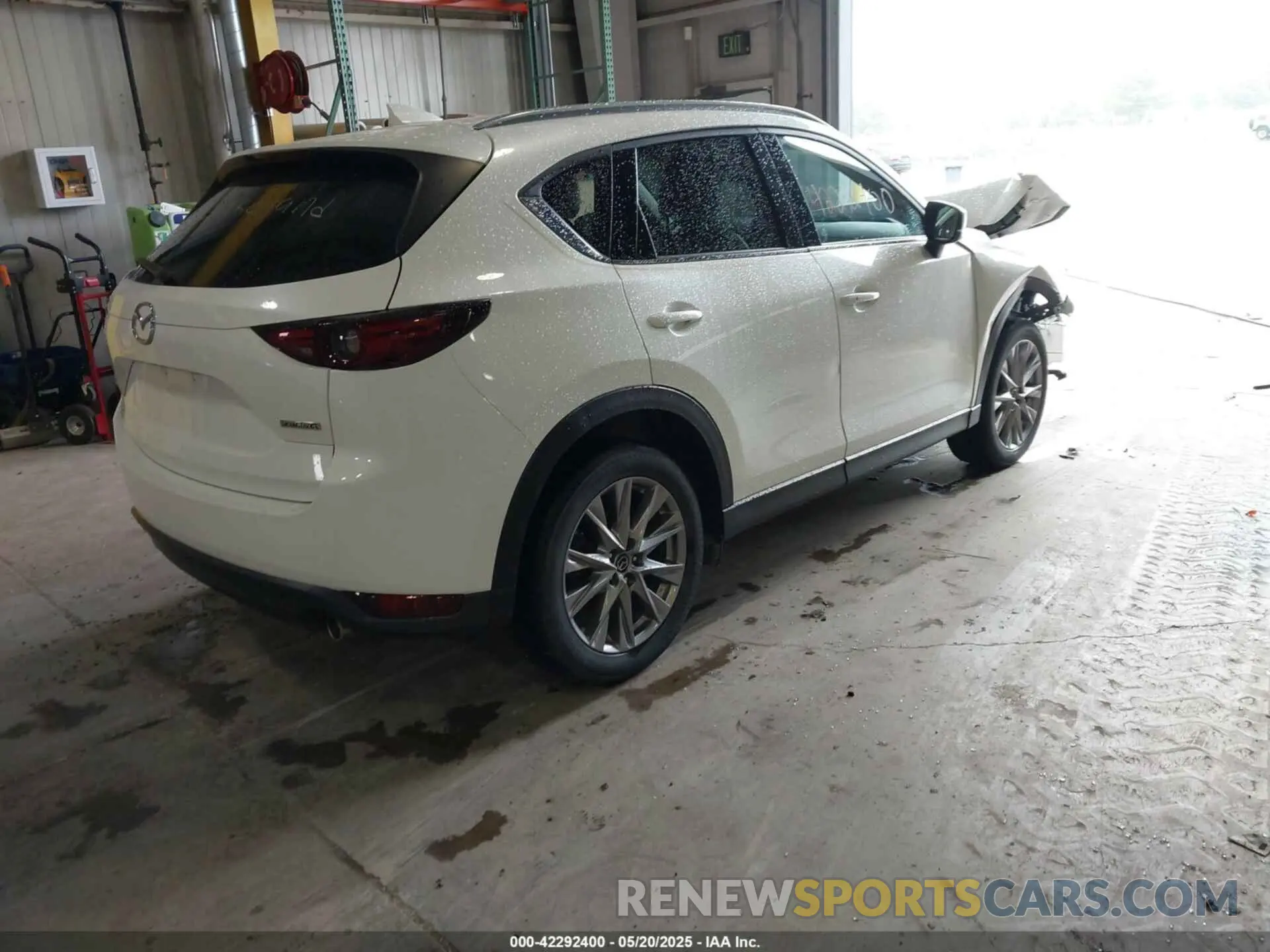4 Фотография поврежденного автомобиля JM3KFADMXL0742038 MAZDA CX-5 2020