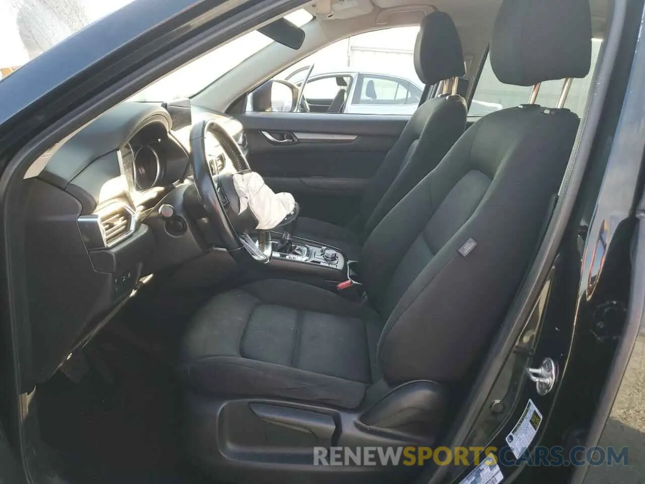 7 Photograph of a damaged car JM3KFBBM1L0805245 MAZDA CX-5 2020