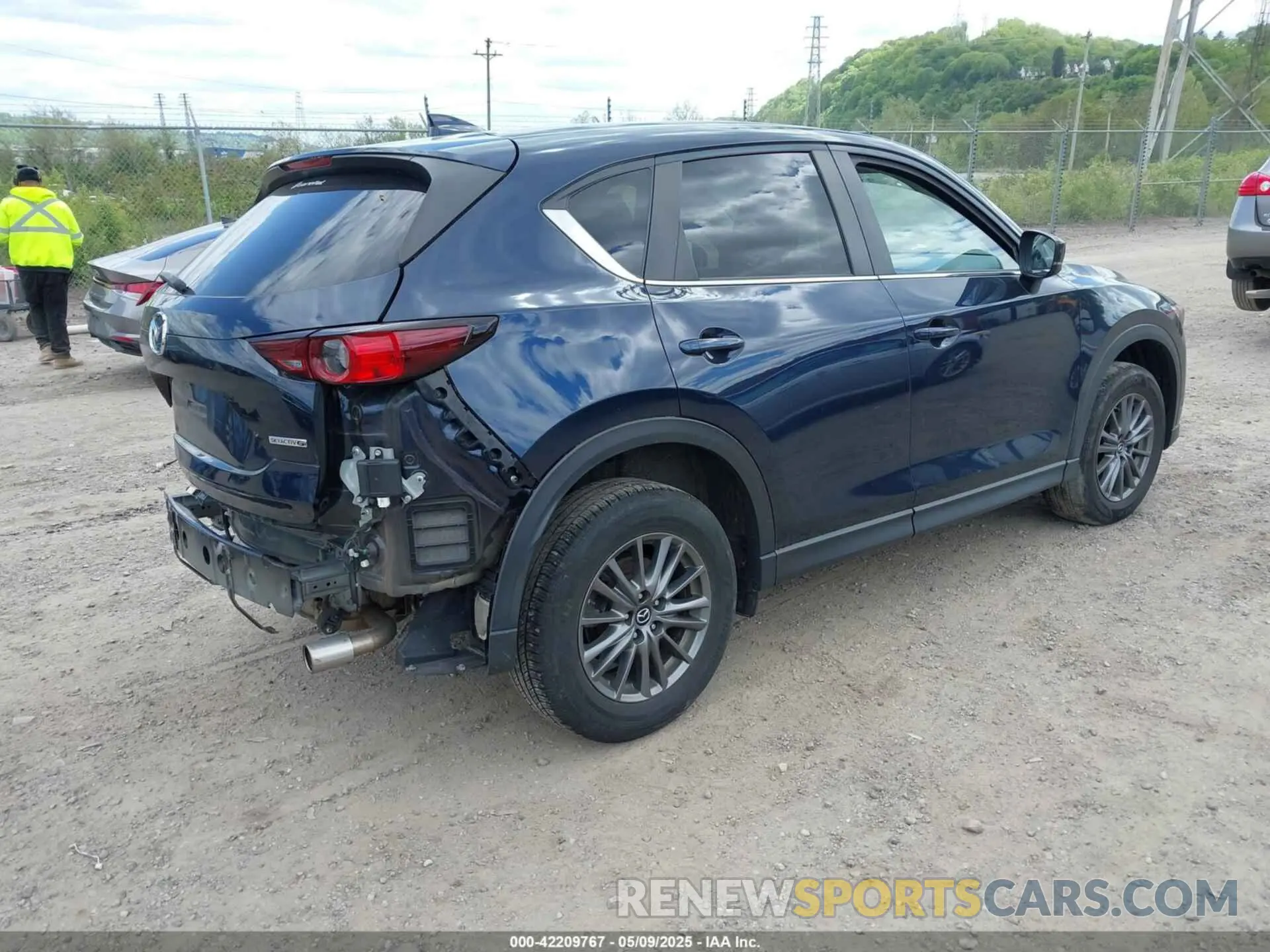4 Photograph of a damaged car JM3KFBCM1L0737009 MAZDA CX-5 2020