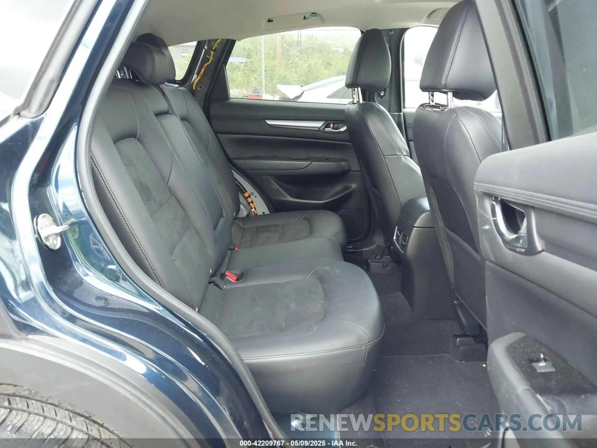 8 Photograph of a damaged car JM3KFBCM1L0737009 MAZDA CX-5 2020