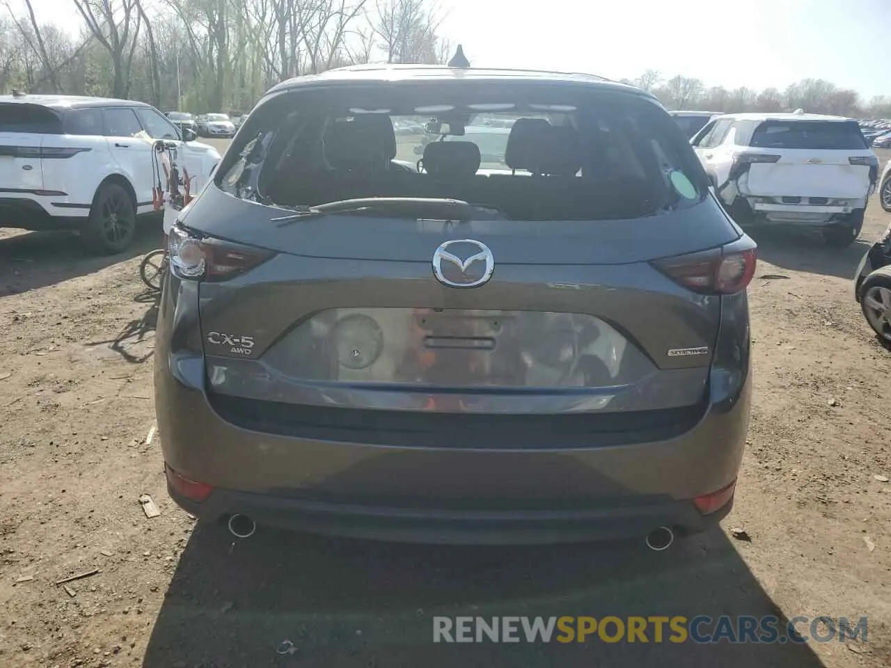 6 Photograph of a damaged car JM3KFBCM1L1818666 MAZDA CX-5 2020