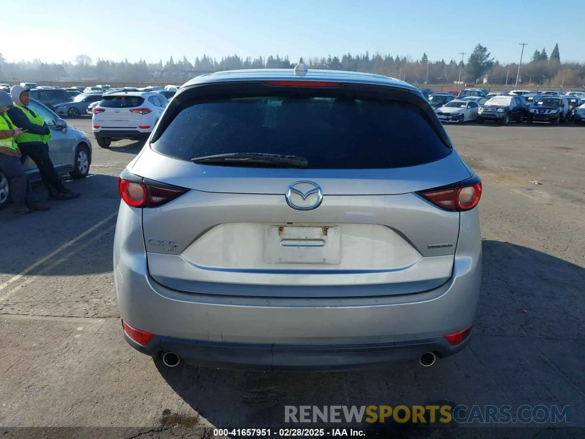 17 Фотография поврежденного автомобиля JM3KFBCM2L0741313 MAZDA CX-5 2020
