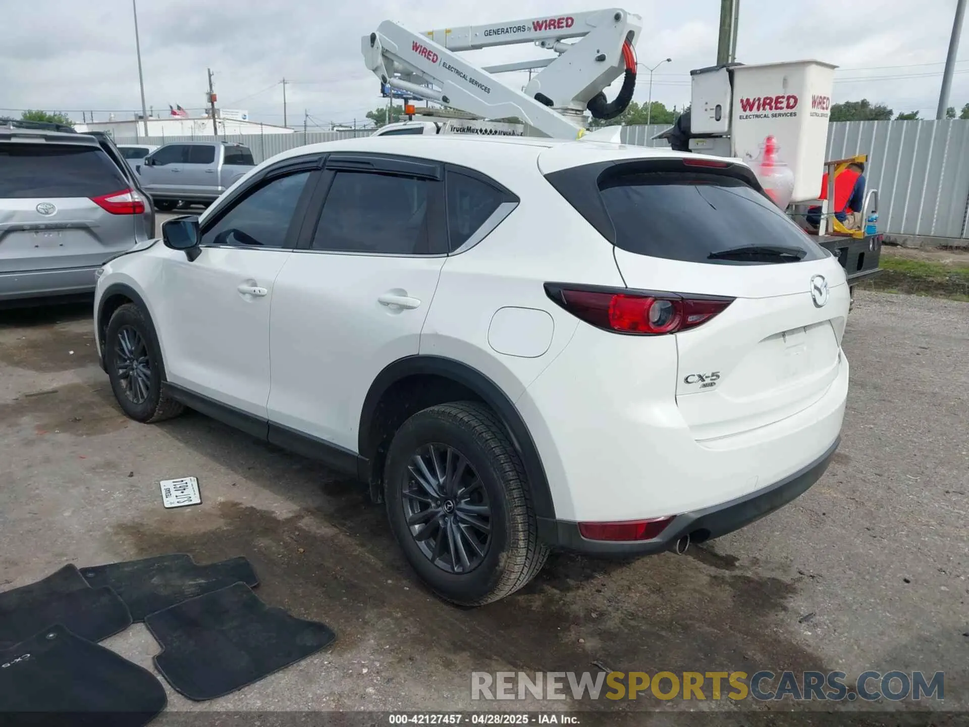3 Photograph of a damaged car JM3KFBCM2L0786784 MAZDA CX-5 2020