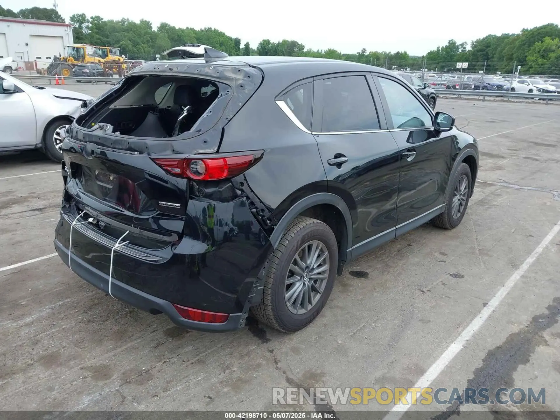 4 Photograph of a damaged car JM3KFBCM3L1771656 MAZDA CX-5 2020