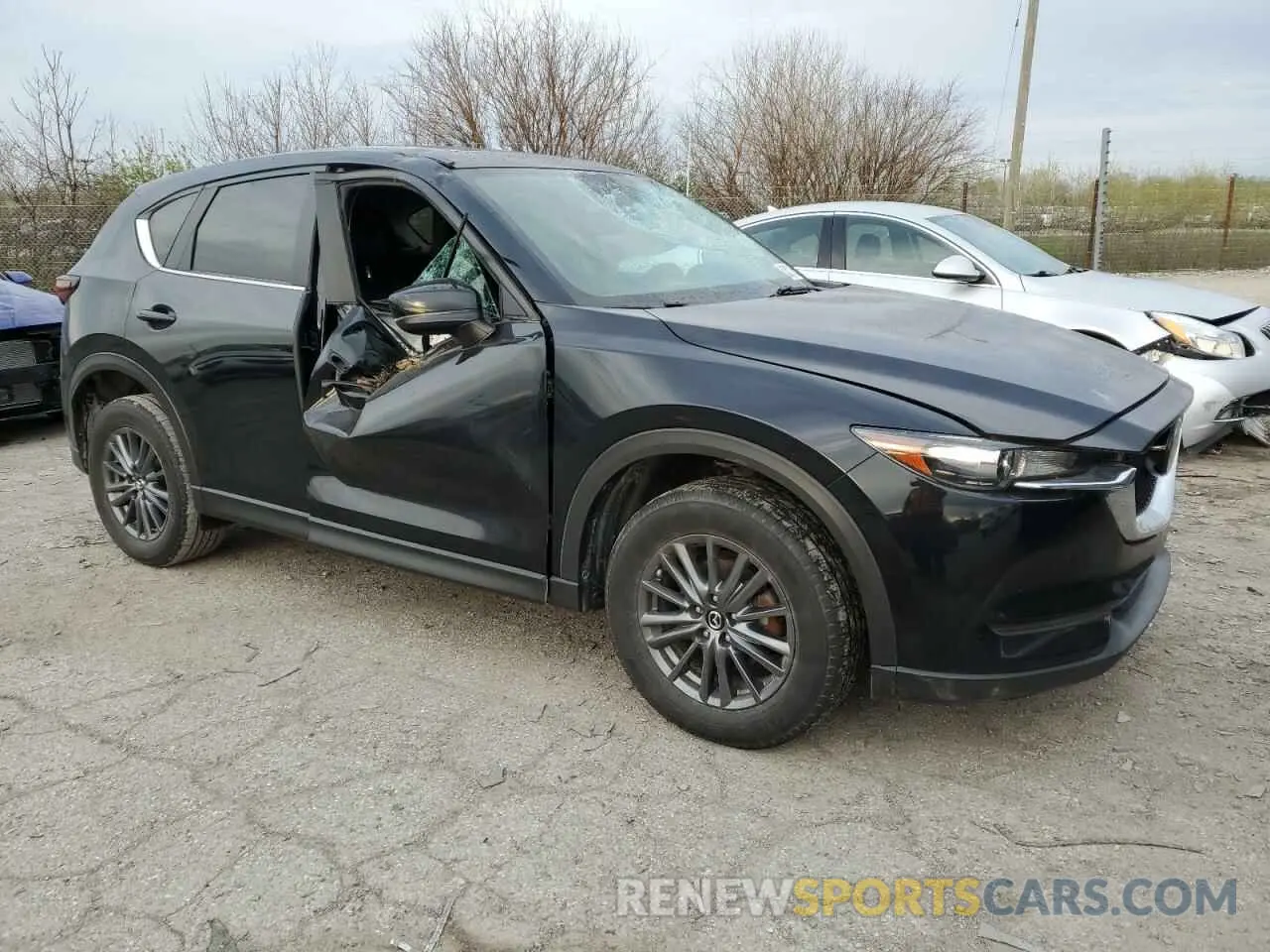 4 Photograph of a damaged car JM3KFBCM6L1807713 MAZDA CX-5 2020