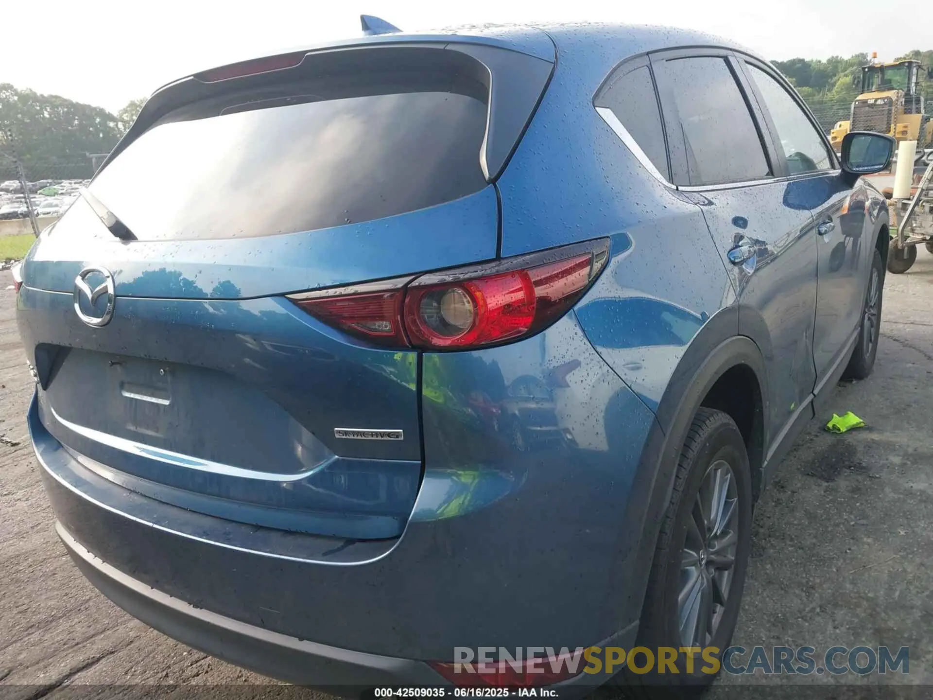 4 Photograph of a damaged car JM3KFBCM9L0747657 MAZDA CX-5 2020
