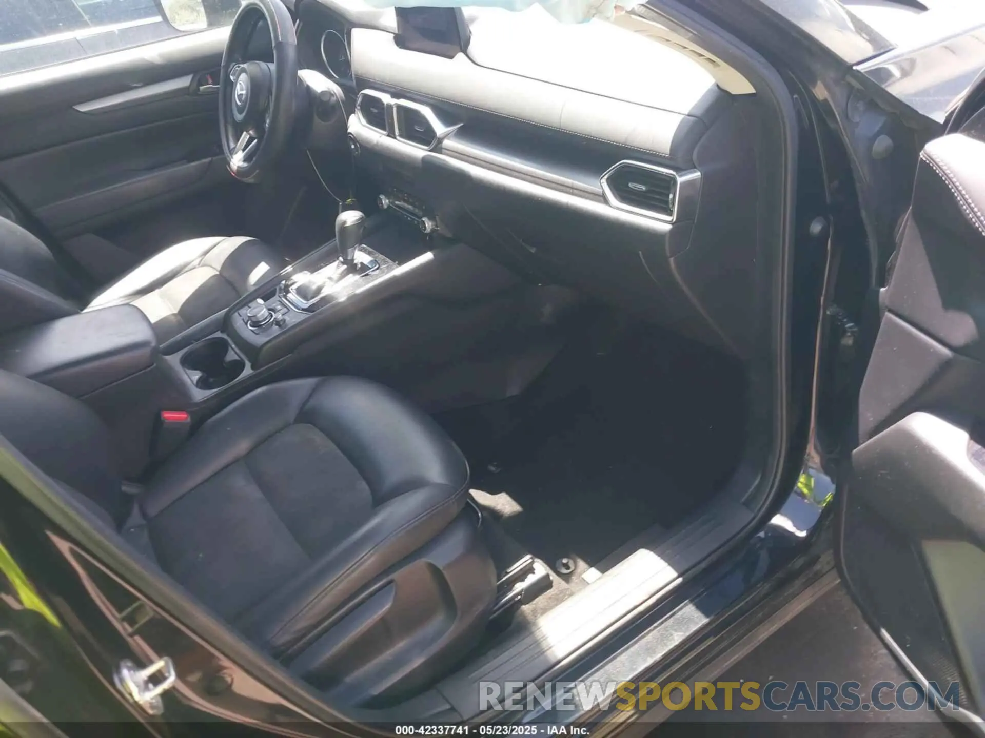 5 Фотография поврежденного автомобиля JM3KFBCMXL0741835 MAZDA CX-5 2020