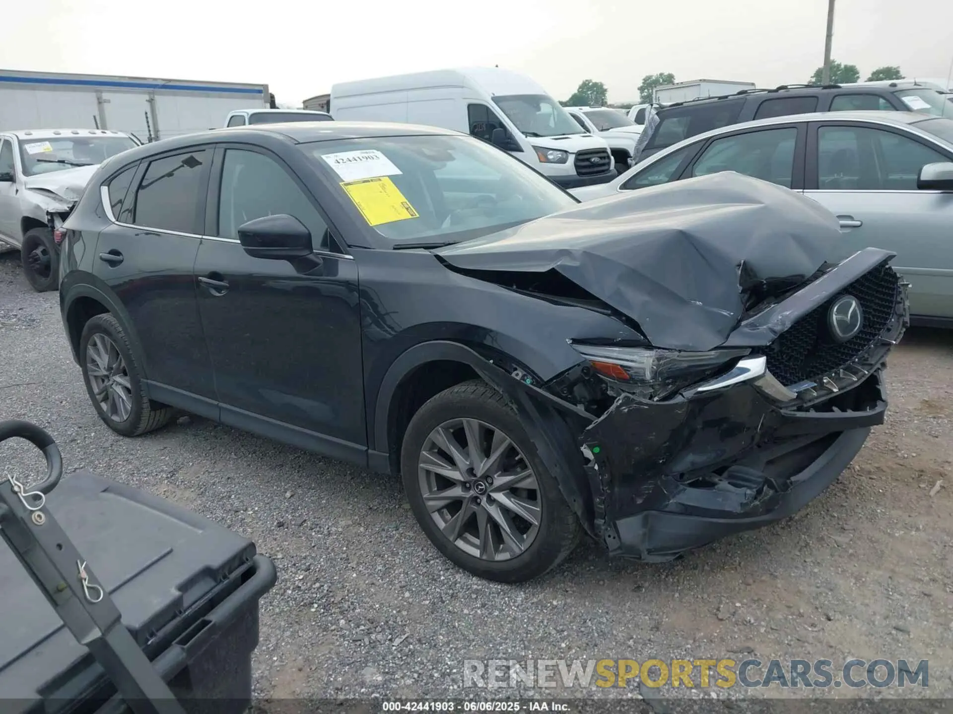 1 Photograph of a damaged car JM3KFBDM0L0819635 MAZDA CX-5 2020