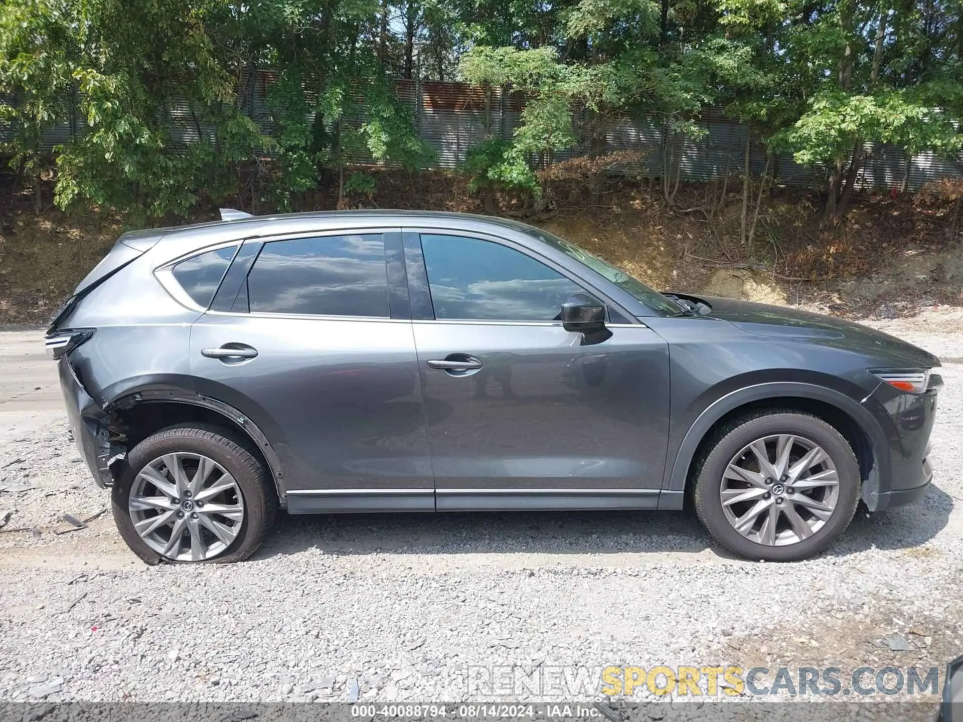 12 Photograph of a damaged car JM3KFBDM1L0821975 MAZDA CX-5 2020