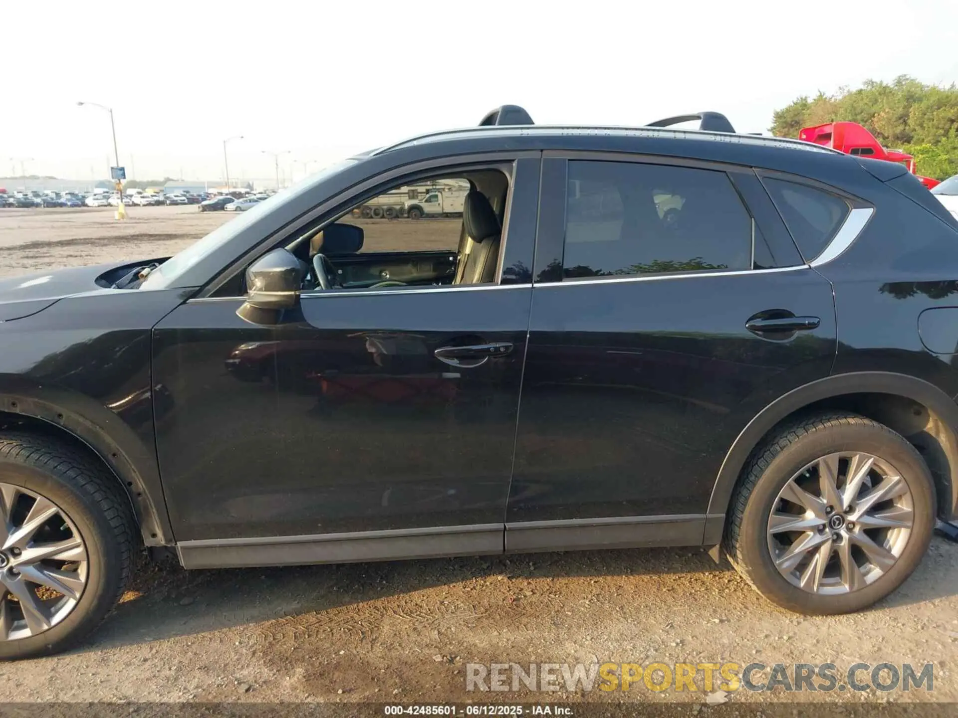 15 Photograph of a damaged car JM3KFBDM1L1809996 MAZDA CX-5 2020
