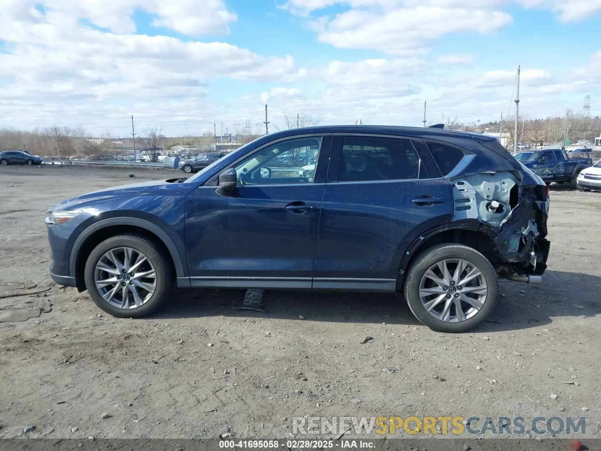 13 Фотография поврежденного автомобиля JM3KFBDM2L0768770 MAZDA CX-5 2020