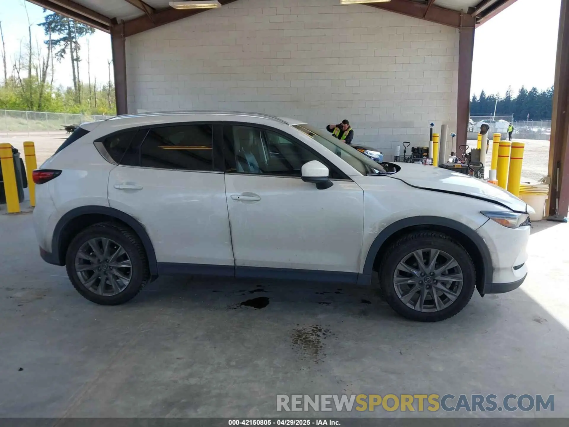 13 Фотография поврежденного автомобиля JM3KFBDM2L0863944 MAZDA CX-5 2020