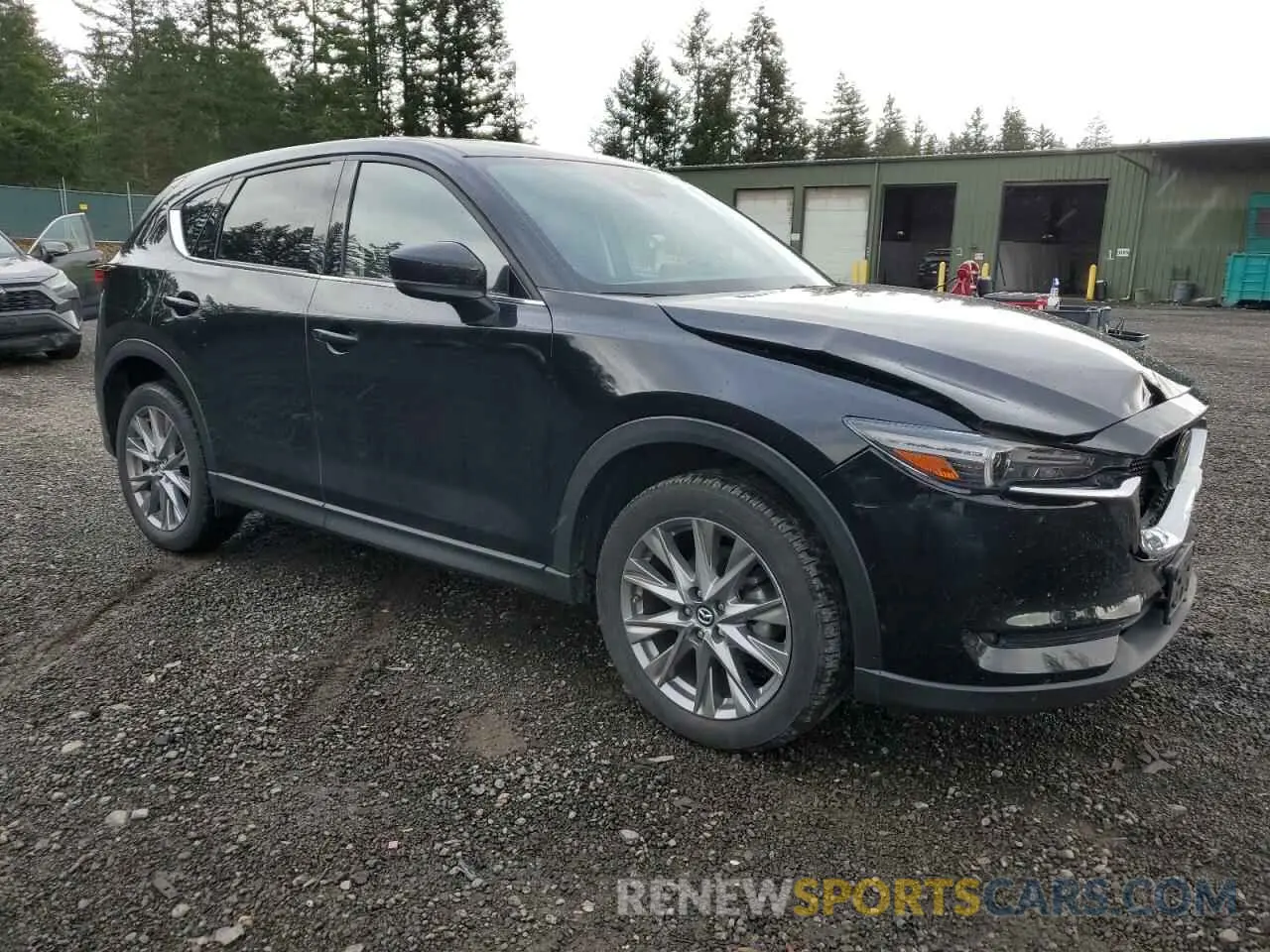4 Photograph of a damaged car JM3KFBDM3L0793550 MAZDA CX-5 2020