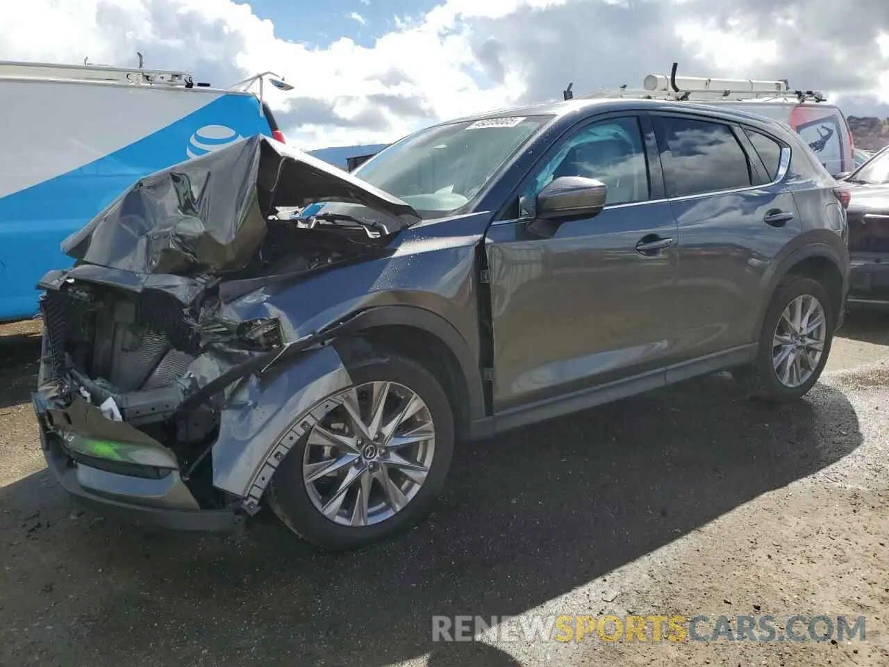 1 Фотография поврежденного автомобиля JM3KFBDM5L0737724 MAZDA CX-5 2020