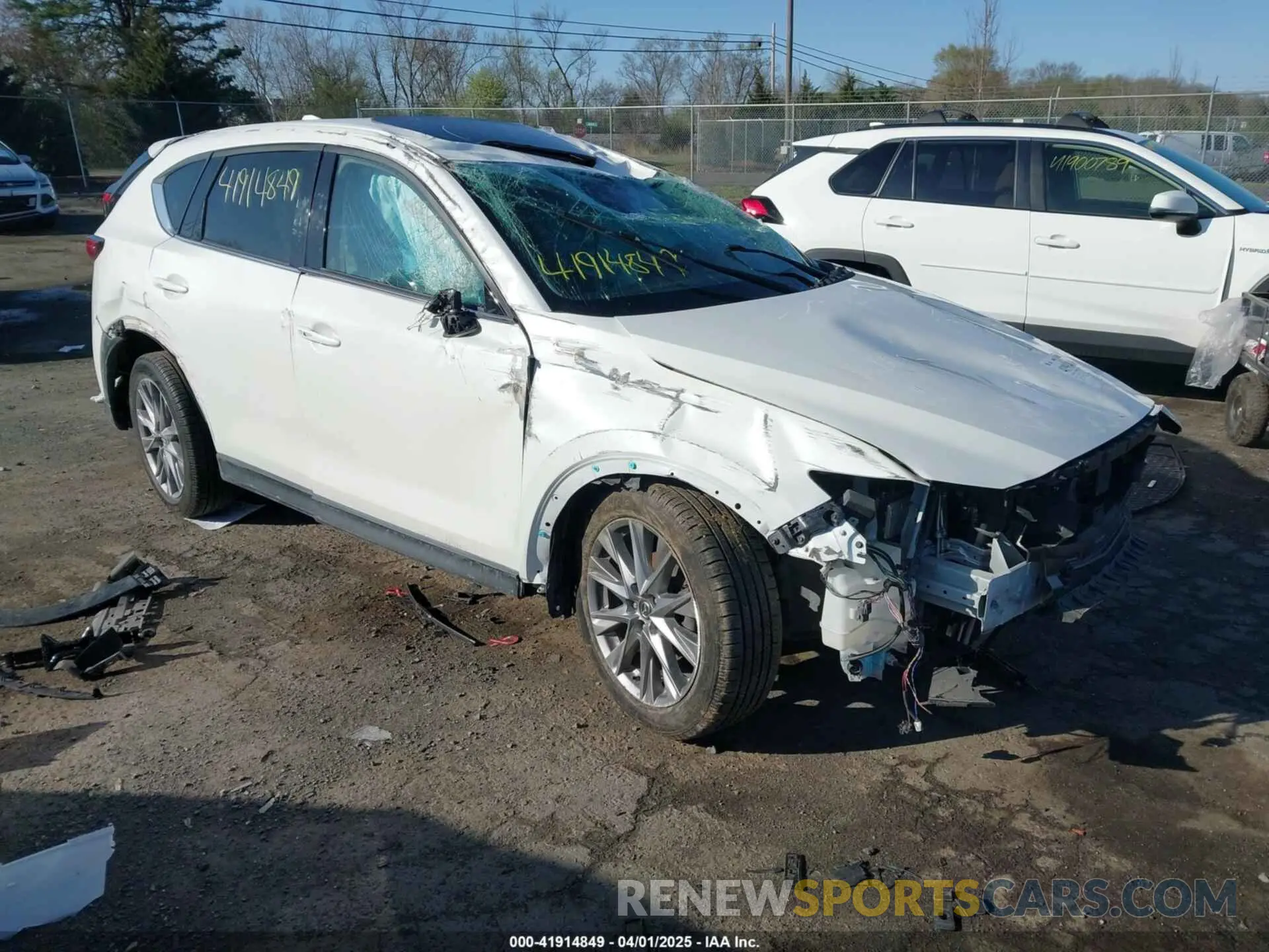 1 Photograph of a damaged car JM3KFBDM6L0751471 MAZDA CX-5 2020