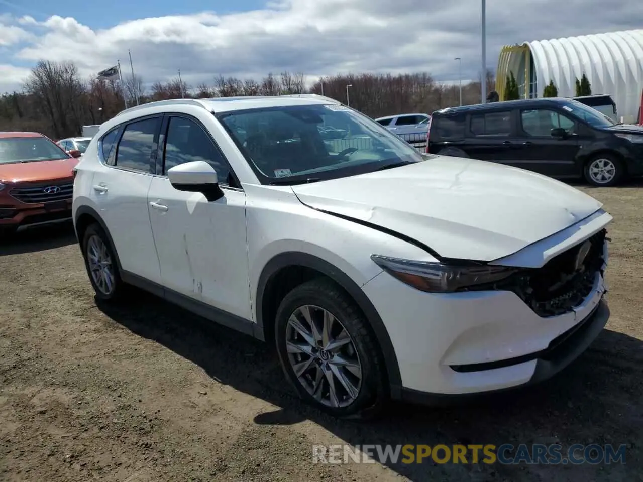 4 Photograph of a damaged car JM3KFBDM9L1803881 MAZDA CX-5 2020