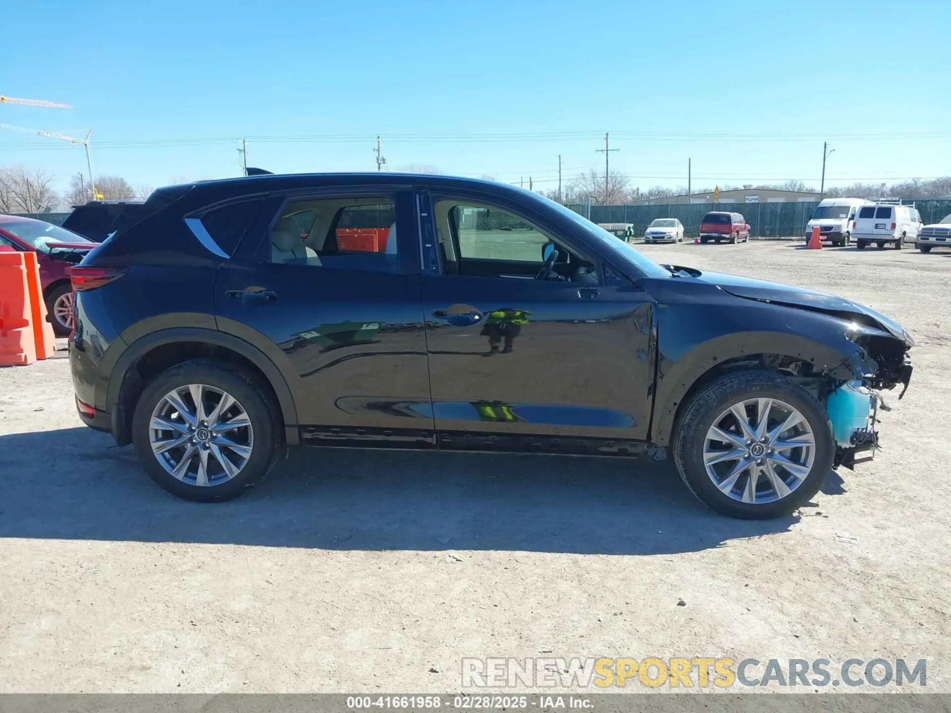 14 Photograph of a damaged car JM3KFBDMXL0763316 MAZDA CX-5 2020
