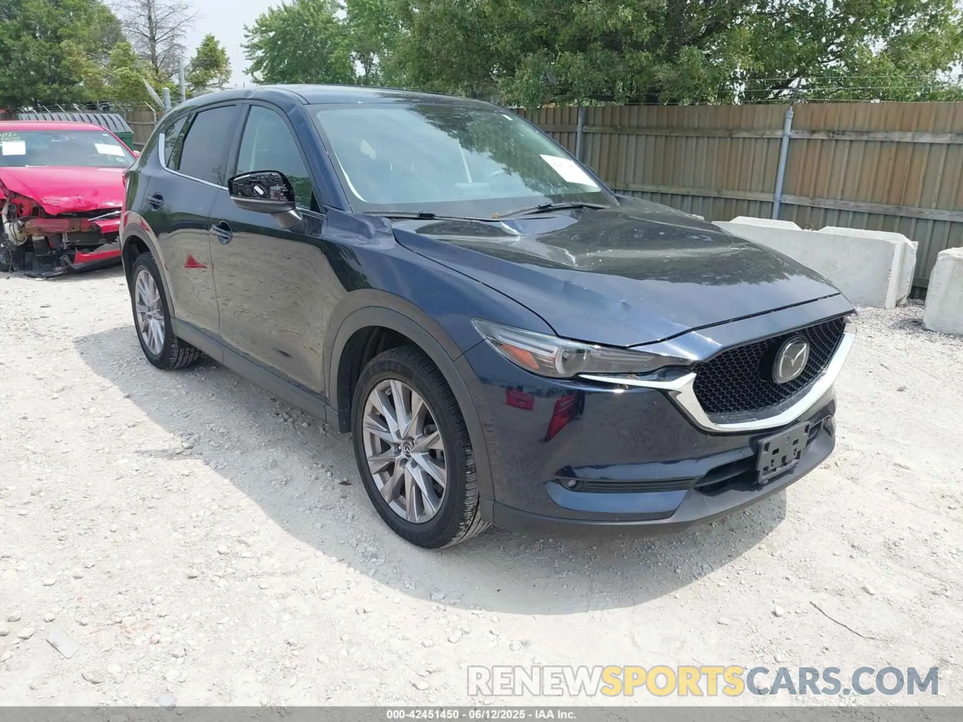 1 Фотография поврежденного автомобиля JM3KFBDMXL1742847 MAZDA CX-5 2020