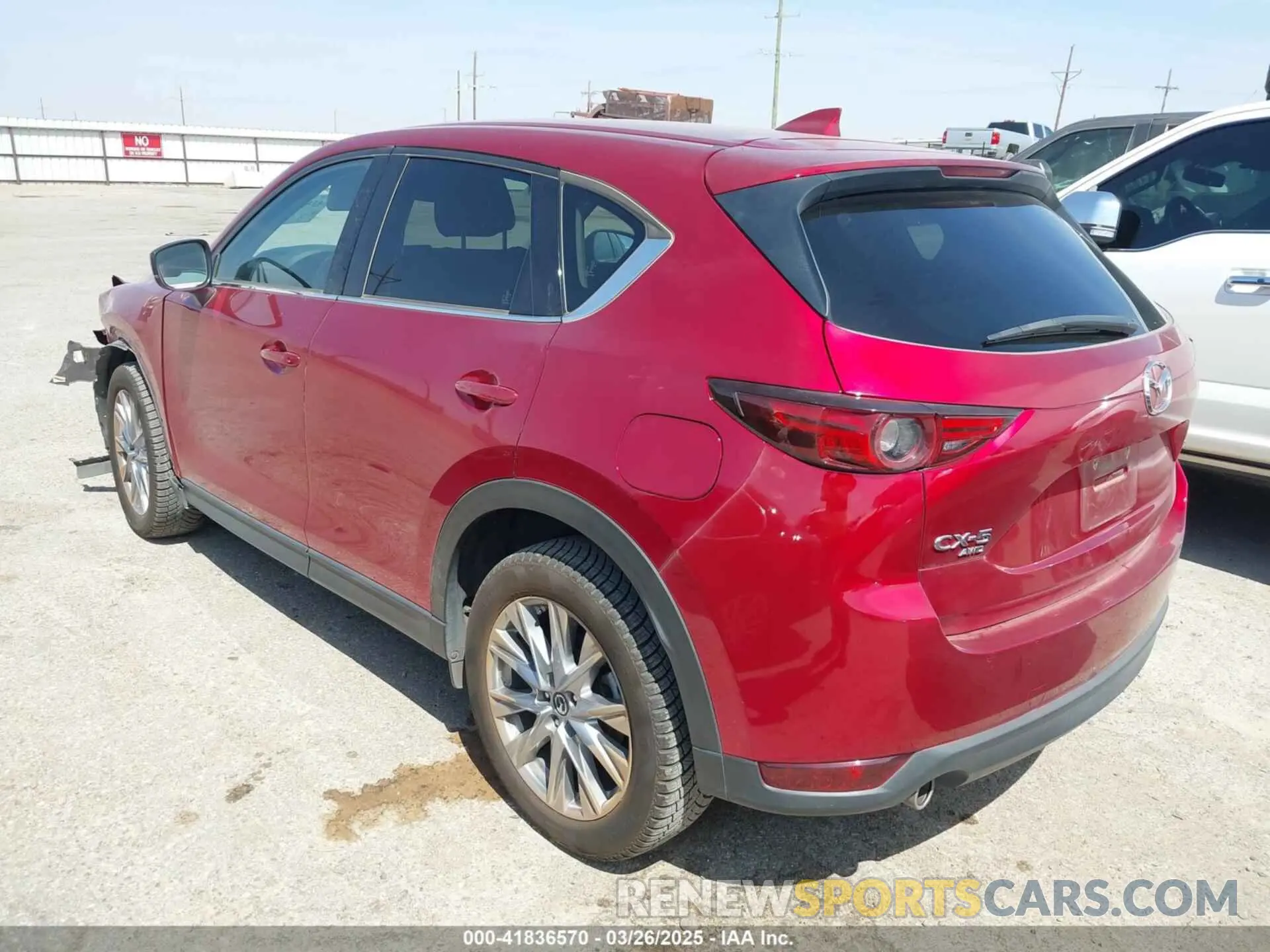 3 Фотография поврежденного автомобиля JM3KFBDMXL1747319 MAZDA CX-5 2020