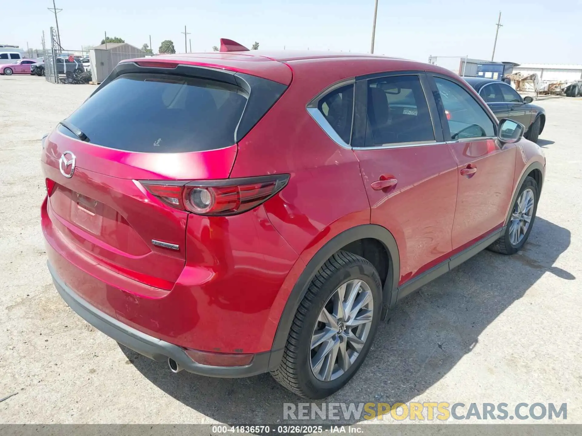 4 Фотография поврежденного автомобиля JM3KFBDMXL1747319 MAZDA CX-5 2020