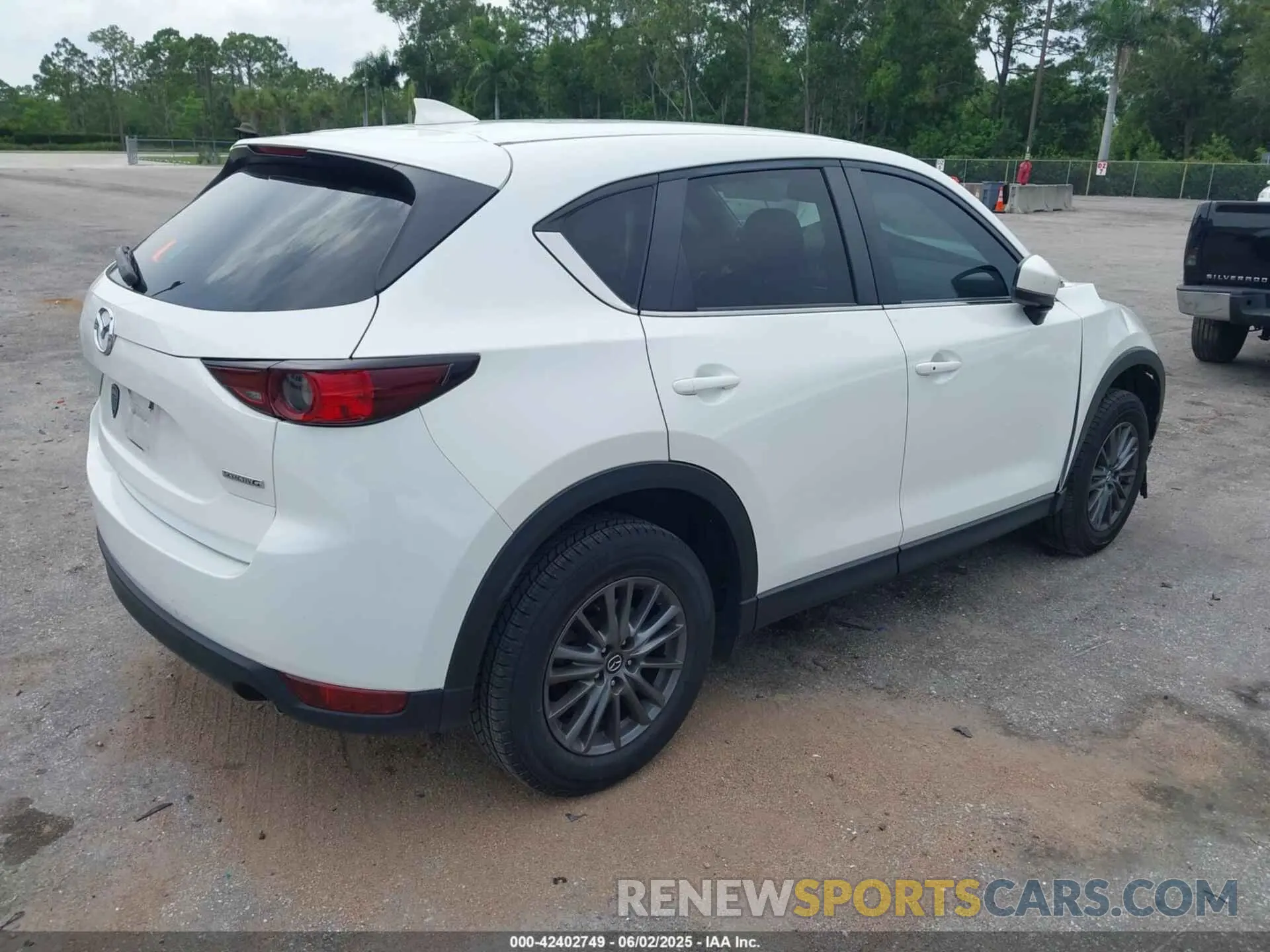 4 Photograph of a damaged car JM3KFACM1M0428782 MAZDA CX-5 2021