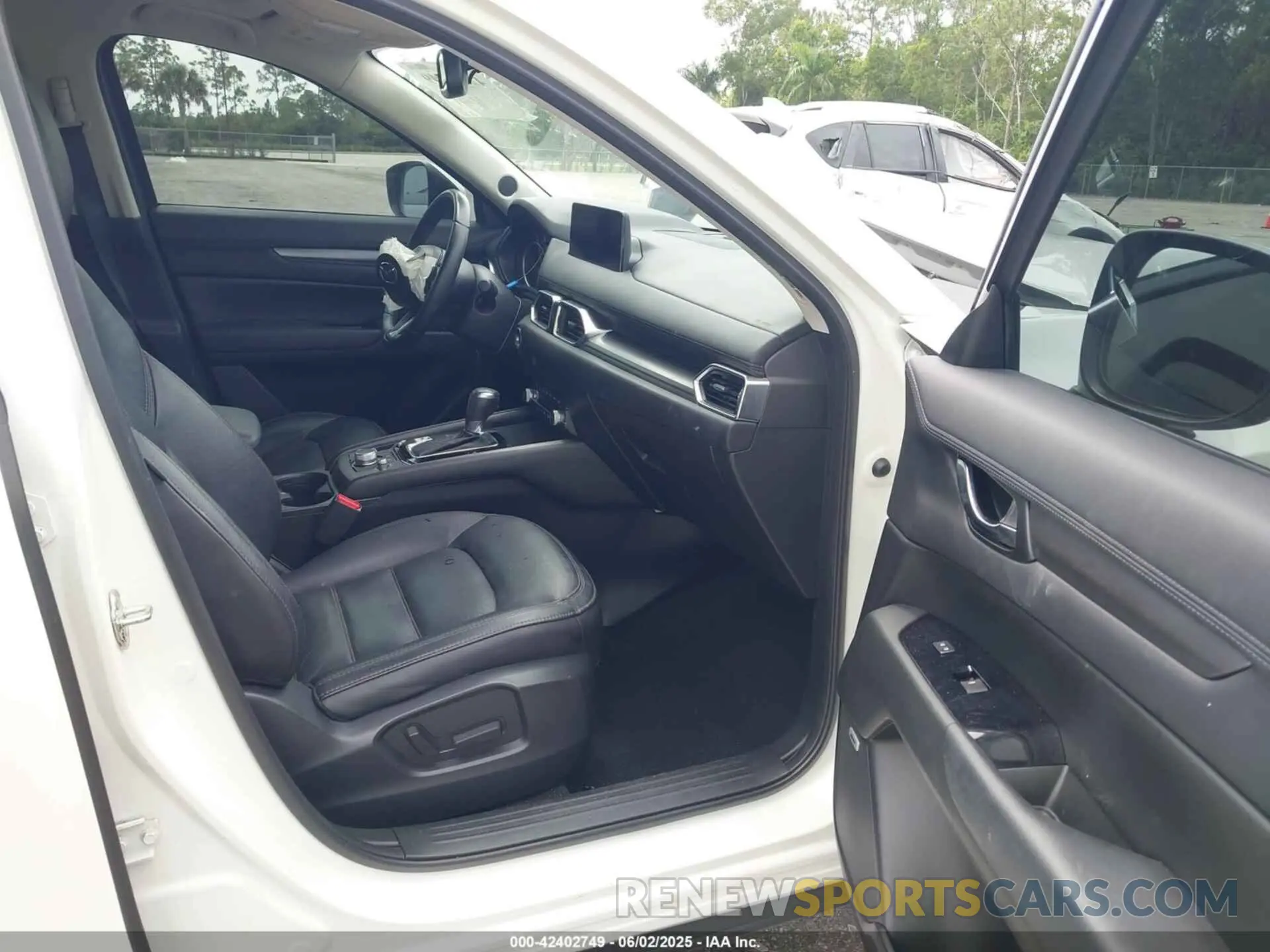 5 Photograph of a damaged car JM3KFACM1M0428782 MAZDA CX-5 2021
