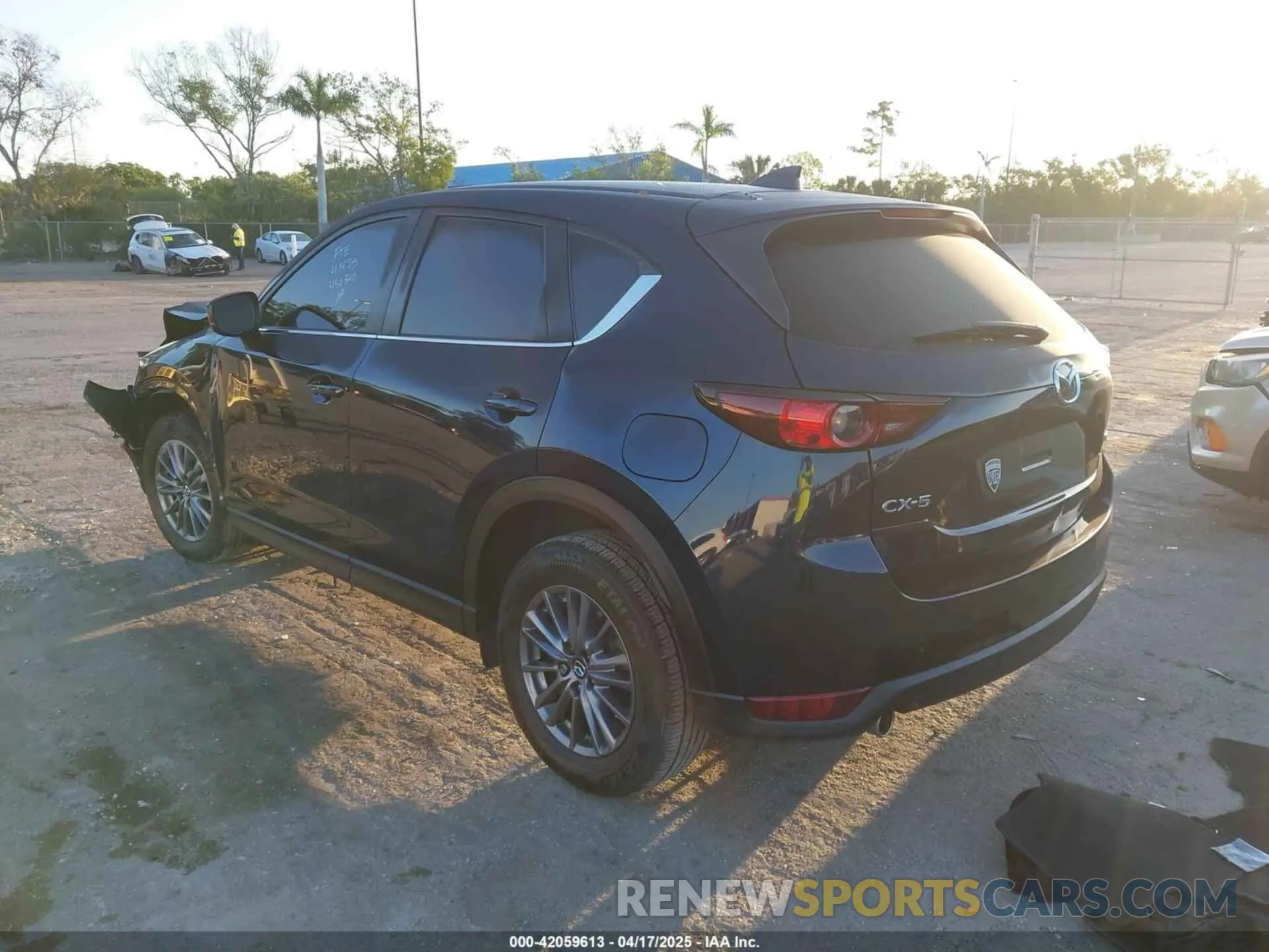 3 Фотография поврежденного автомобиля JM3KFACM2M0450340 MAZDA CX-5 2021