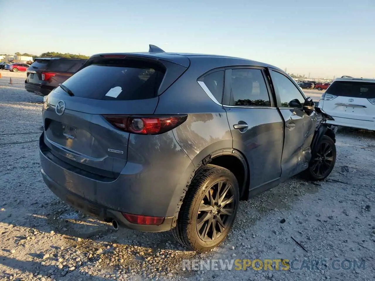 3 Фотография поврежденного автомобиля JM3KFACM3M0387734 MAZDA CX-5 2021