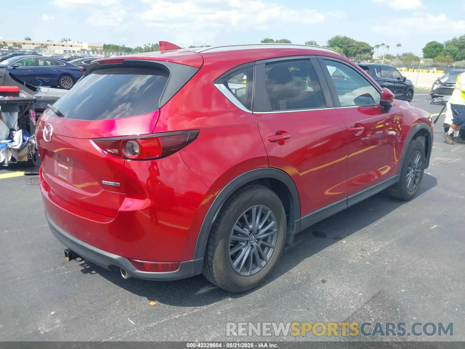 4 Photograph of a damaged car JM3KFACM3M0405388 MAZDA CX-5 2021