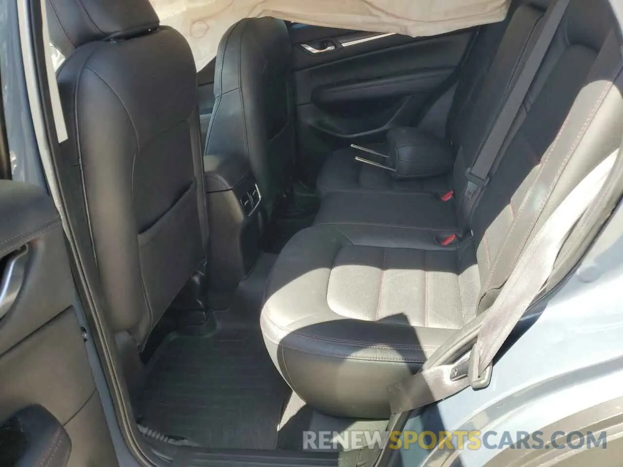 11 Photograph of a damaged car JM3KFACM4M0377729 MAZDA CX-5 2021